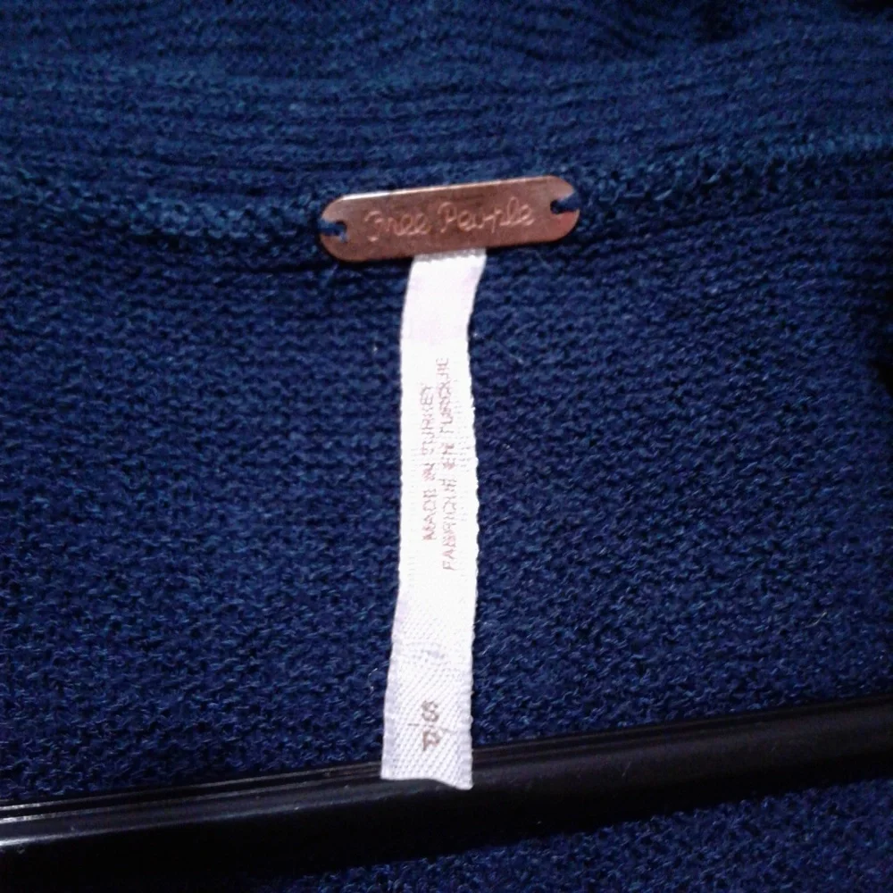 Free People Criss Cross Tunic Sweater - Picture 6 of 8